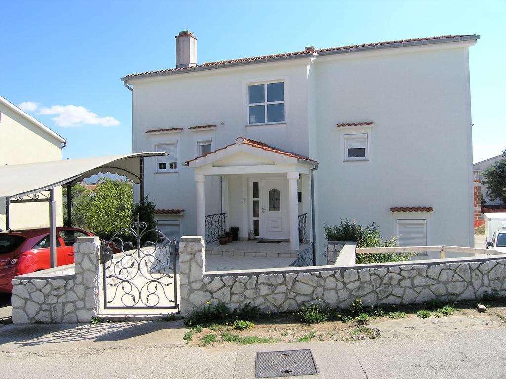 קרק Apartment Morozin מראה חיצוני תמונה