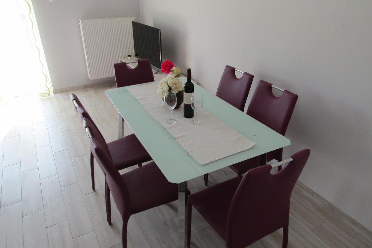 קרק Apartment Morozin מראה חיצוני תמונה
